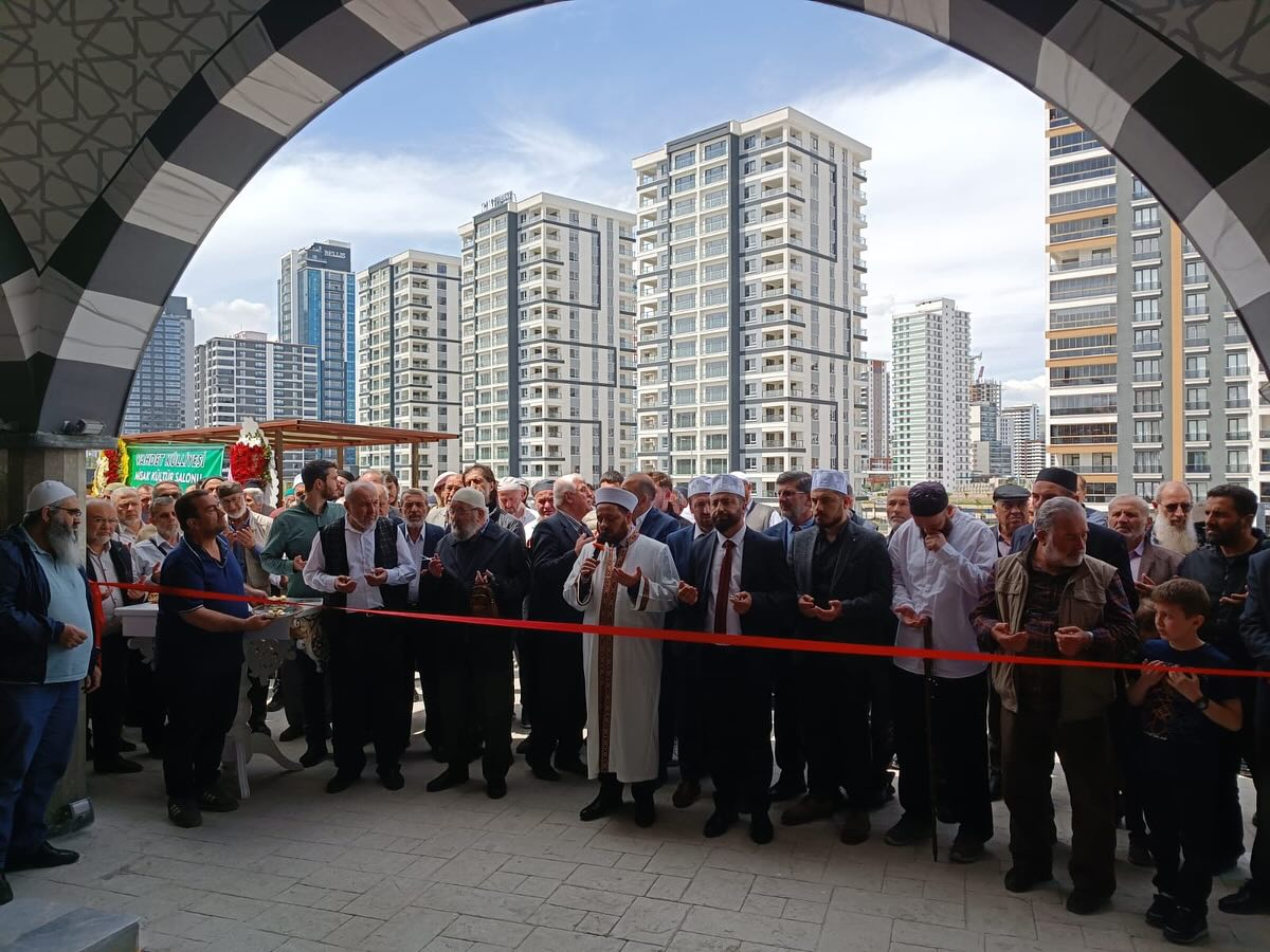 Ovacık'ta Yeni Cami Dualar Eşliğinde Açıldı