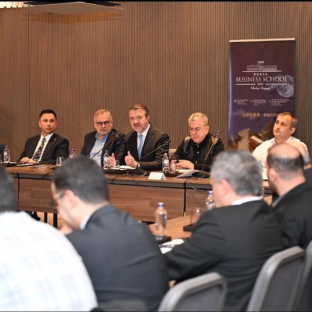 Bursa'da Organize Sanayi Bölgesi Konseyi Toplantısı