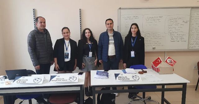 İlçe Milli Eğitim Müdürü Veli Karakuş, BM Konferansına Katıldı