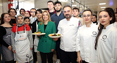 Şef Hamza Kalkan, Afyonkarahisar'ın Yöresel Lezzetlerini Anlattı