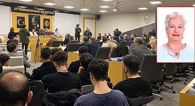 Belediye Meclisi Berrin Dündar'ın istifasını görüştü