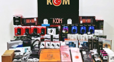 Polis çok sayıda kaçak elektronik ürün ele geçirdi