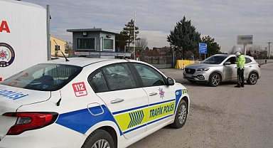 Polisten ‘Yaşam Tüneli’nde uygulamalı eğitim