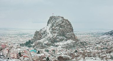 Karahisar Kalesi: Karla Gelen Estetik Büyüleyici Güzellik