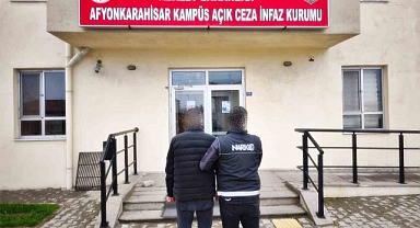 Uyuşturucu ticareti yapma suçundan aranan şahsı polis yakaladı