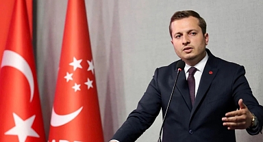 “Ahlaksızlık ile hak aranmaz, Küfür ile protesto yapılmaz…”