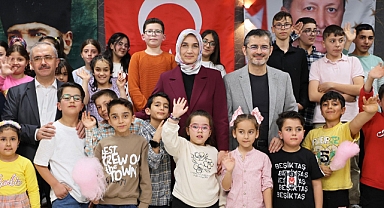 Devlet Ana yetimlerin yüzünü güldürdü