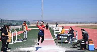Okul Sporları Atletizm Müsabakaları Tamamlandı