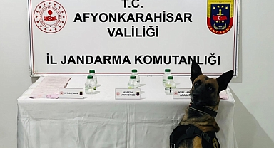 Afyon'da Uyuşturucu Madde ve Yüklü Miktarda Nakit Para Ele Geçirildi