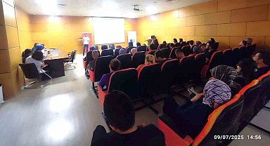 Afyonkarahisar Devlet Hastanesi'nde tıbbi cihaz güvenliği eğitimi