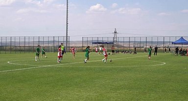 Afyonkarahisar'da Anadolu Yıldızlar Ligi Futbol Türkiye Birinciliği Sona Erdi