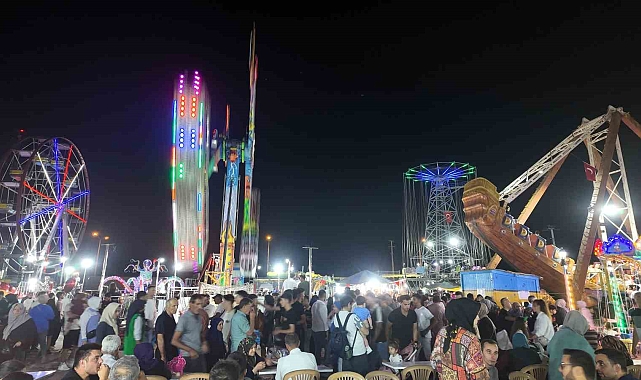 Gediz Tarhana Festivali'nde lunapark coşkusu
