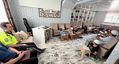 Hisarcık'ta Yaz Kur'an Kursu öğrencilerine trafik eğitimi