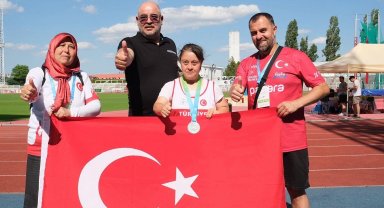 Münevvere Yılmaz'dan Avrupa'da madalya yağmuru