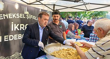 Vali Sözer'den geleneksel pilav ikramı