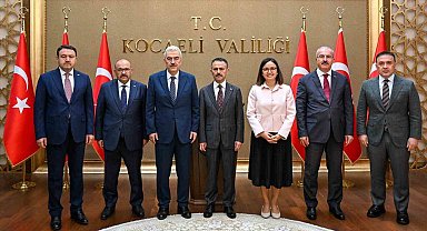 Valiler Kocaeli'nde düzensiz göçü görüştü