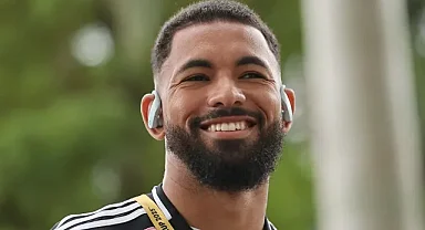 Juventus, Douglas Luiz için Fenerbahçe'ye Rekor Bonservis Talep Etti